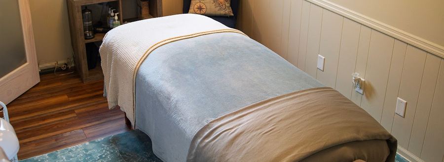 Se'Yauna's private massage suite